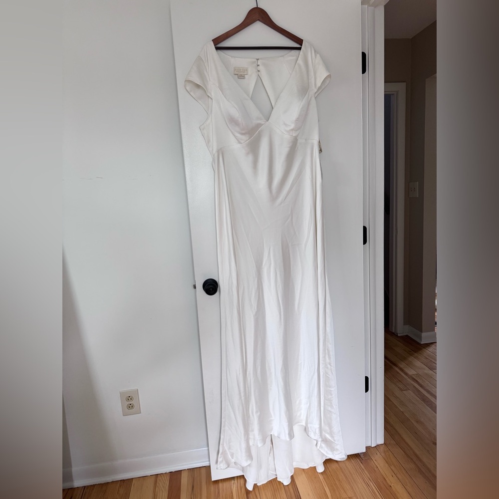 Anthropologie Jenny Yoo Bronwyn Wedding Dress in ivory NWT size 24 | bride - Picture 4 of 13